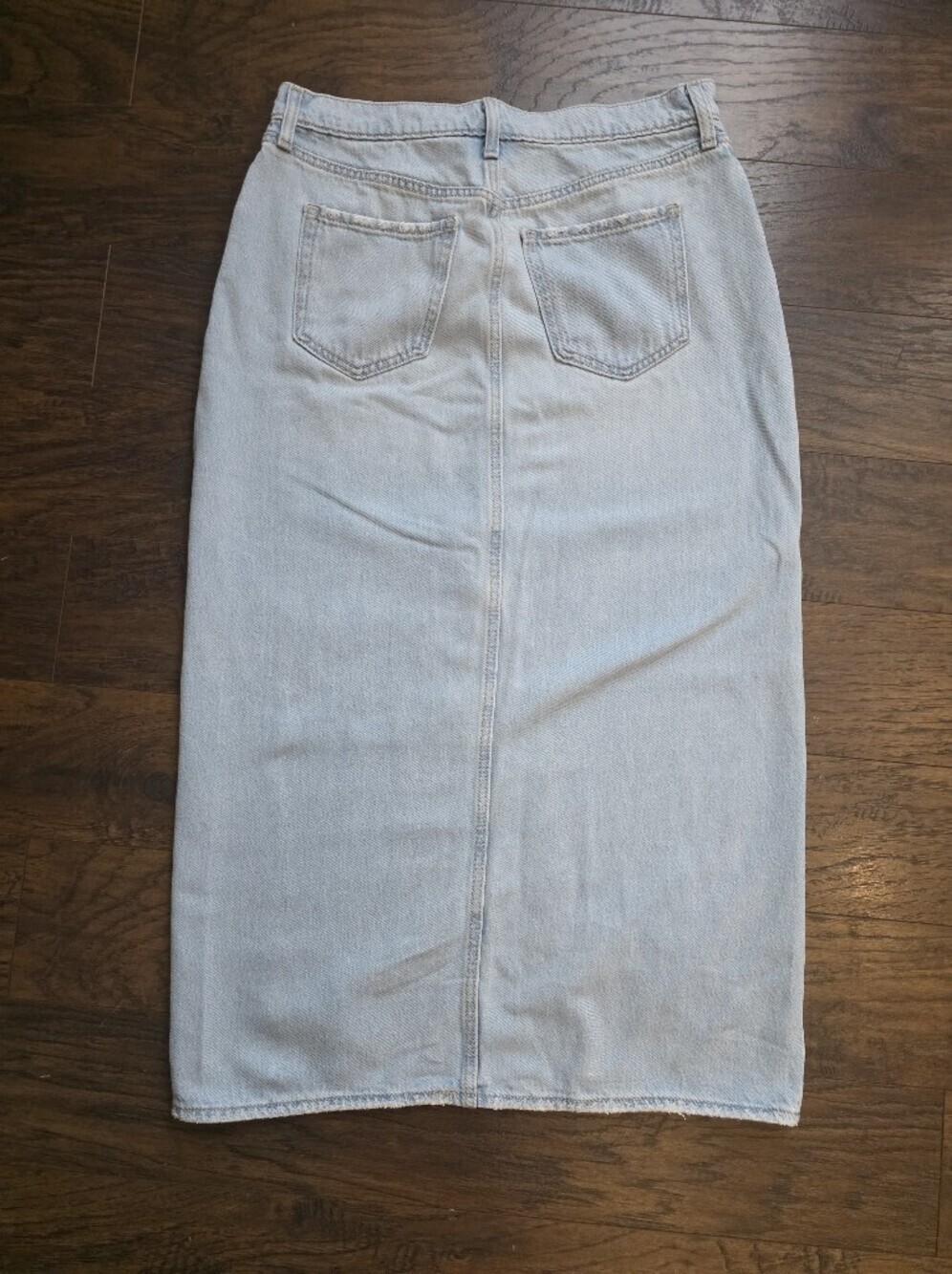 Old Navy Light Blue Midi Denim Skirt with Front Slit - Picture 4 of 5